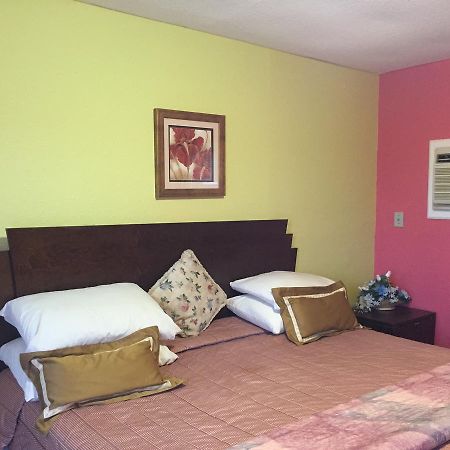 Destiny Inn Pleasantville Exterior photo